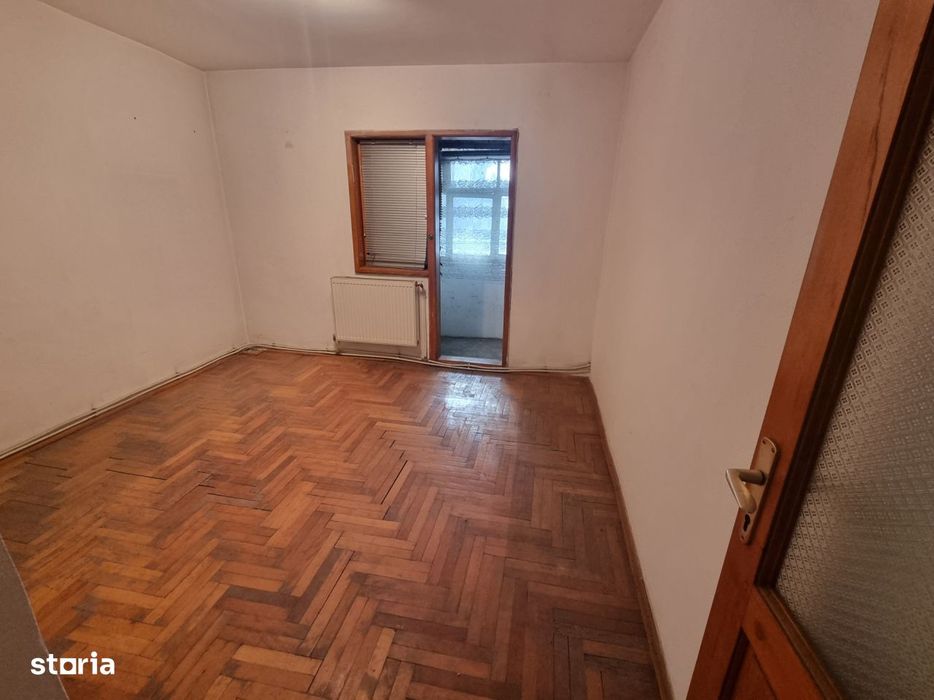 Ștefan cel Mare-Curtea de Apel-3 camere/parter/rezidential sau birou