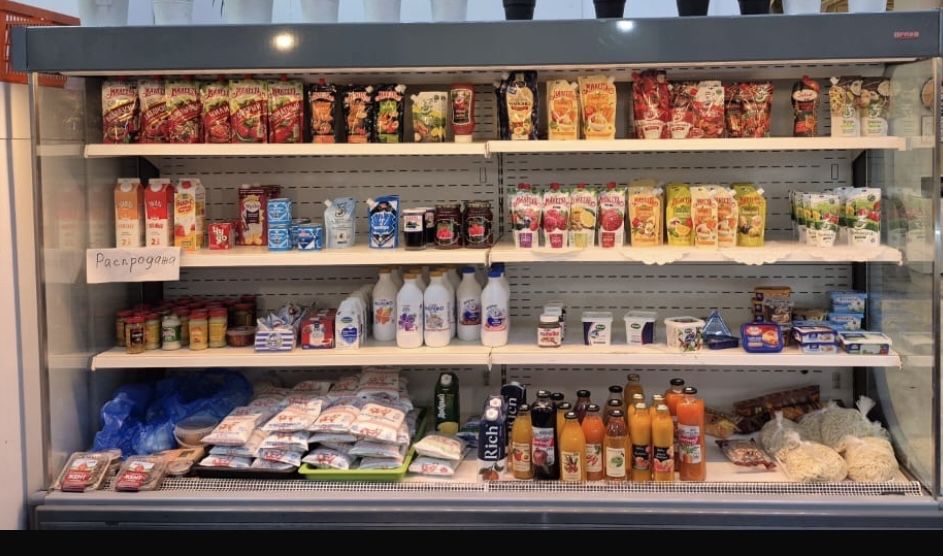 Продаем молочный холодильник горку