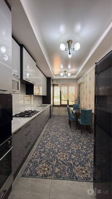 Продается 3 ком. Квартира на 2 этаже площадью 100 кв.м. Адрес Самкоч