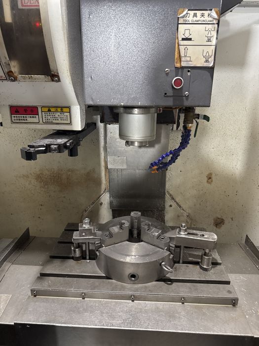 Станок фрезерный ЧПУ