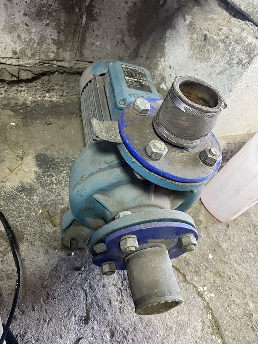 Насос для воды.