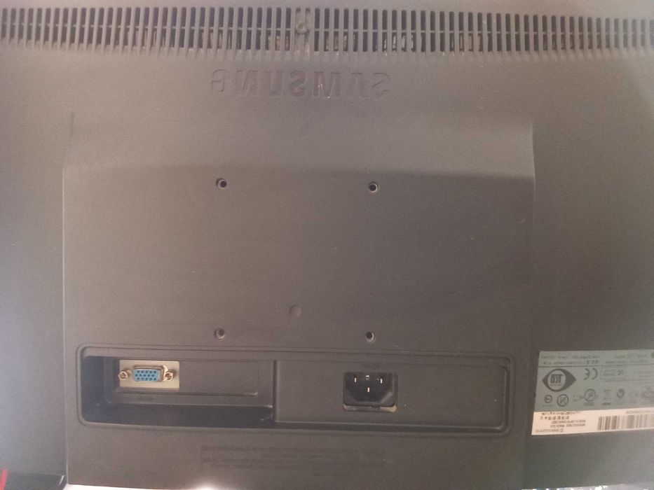 Samsung SyncMaster E1920