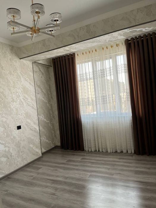 Navoiy shahrida 1 xona 2 xona qilingan uymiz ijaraga beriladi