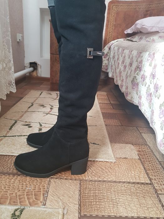 Женские зимние сапоги