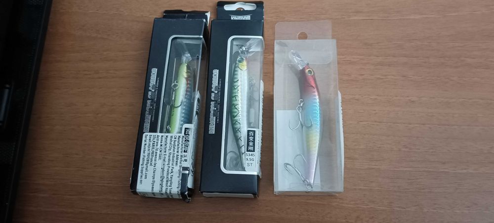 8 броя воблери за морски и сладководен риболов + влакно shimano