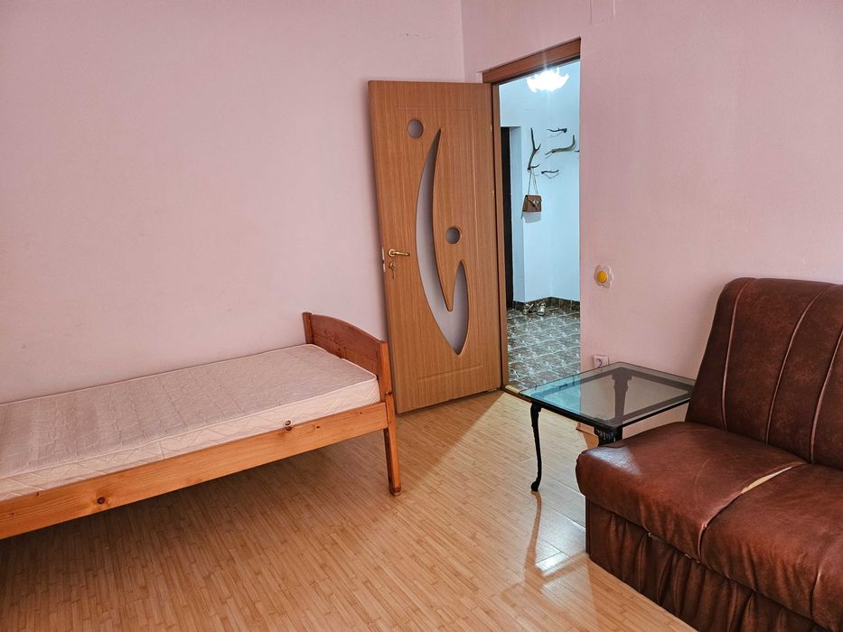 Ap 2 camere, 50 mp, Eroilor 84 în spate la Profi
