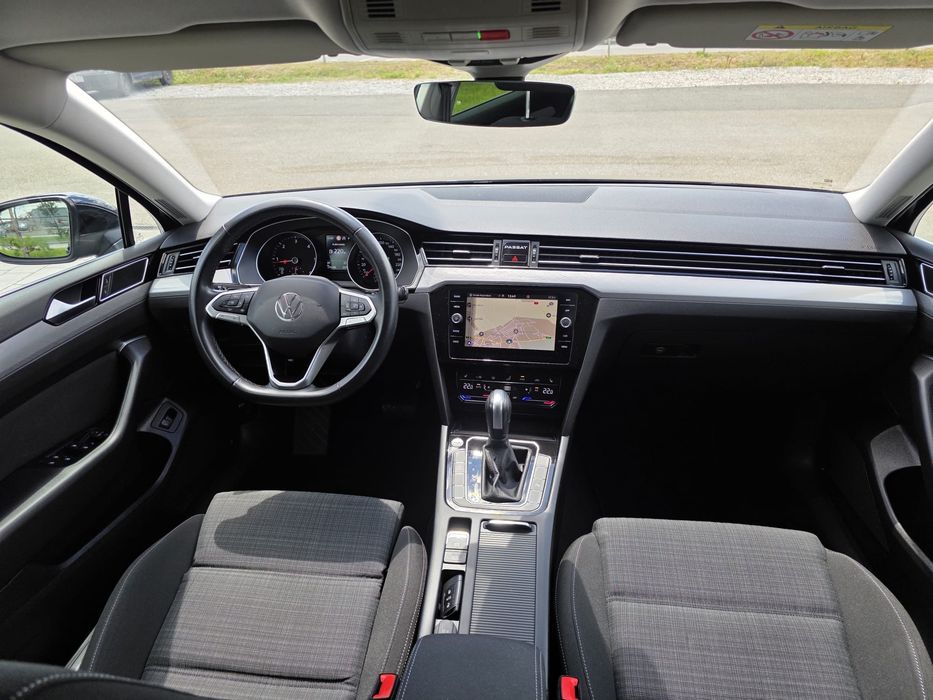 VW Passat Business 2022 DSG 2.0 tdi  150 cp IQ-Led Matrix