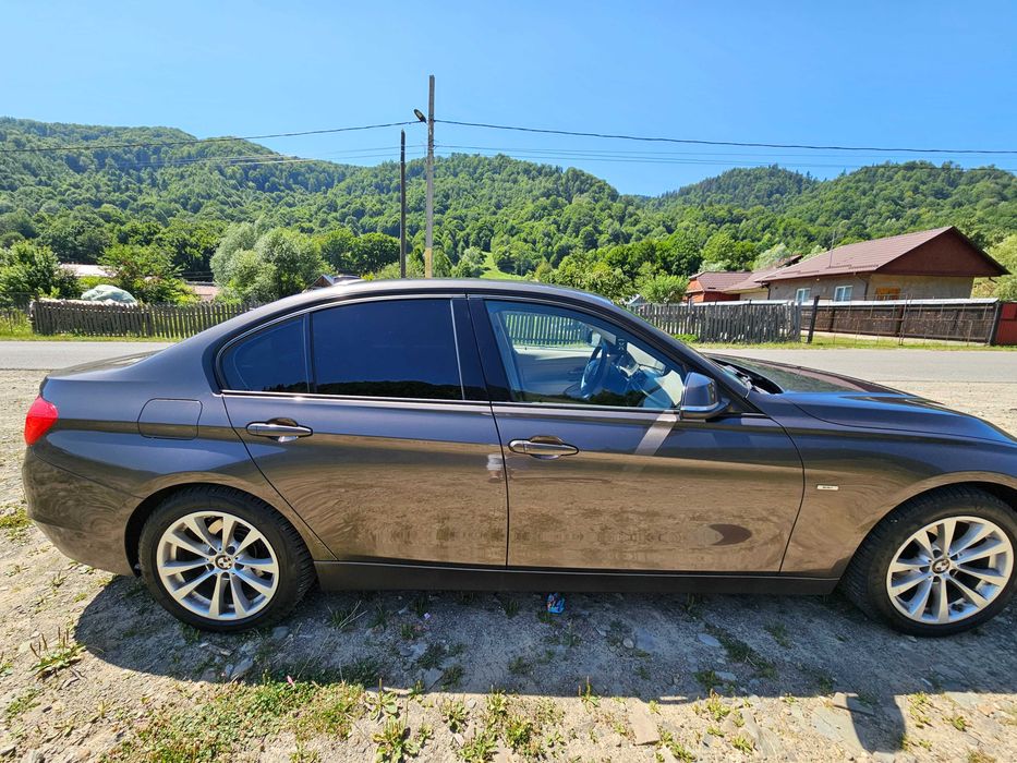 BMW F30 318d Modern Line
