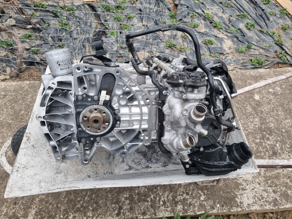 Motor complet 1.5 tsi DAD Vw Skoda Audi cu anexe DEFECT