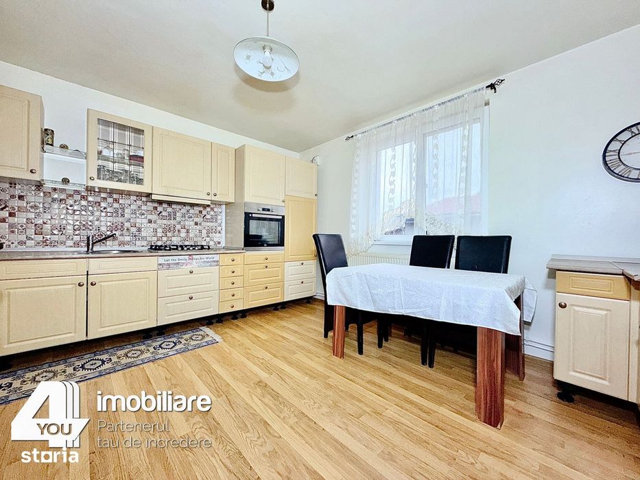 Casă P+M din anul 2010 în Cicir, 174 mp + garaj, cu teren 1422 mp