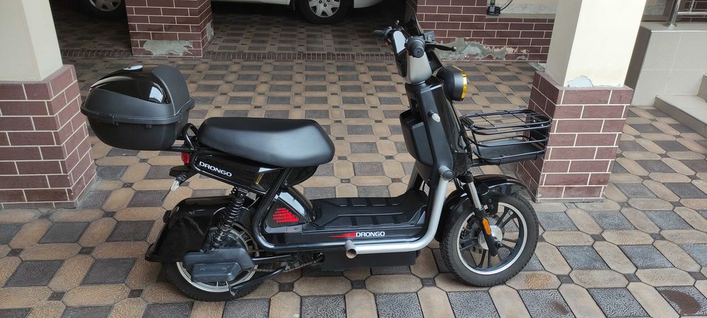 Skuter Drongo 16r 500W sotiladi