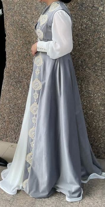 Продам роскошное платья