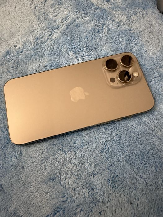Iphone 15 pro Max natural Titan 256gb