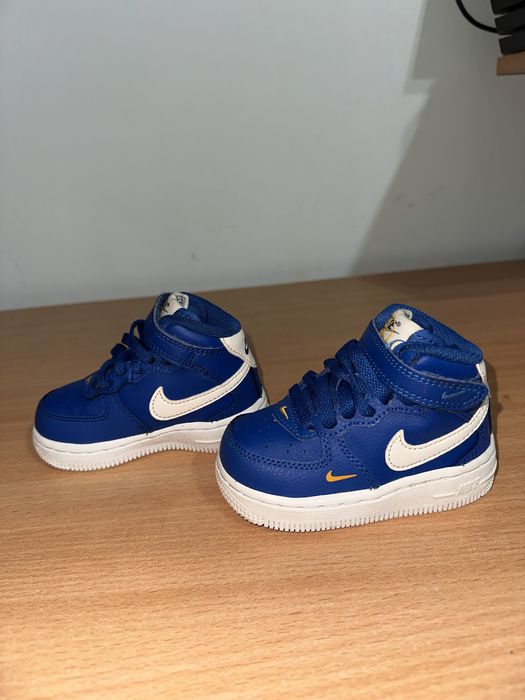 Nike Air Force 1 Mid, mărimea 21