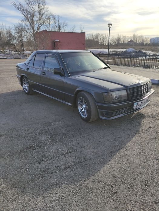 Mercedes Benz 190-e