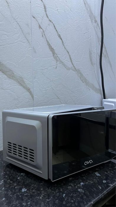 Продаётся микроволновая печь