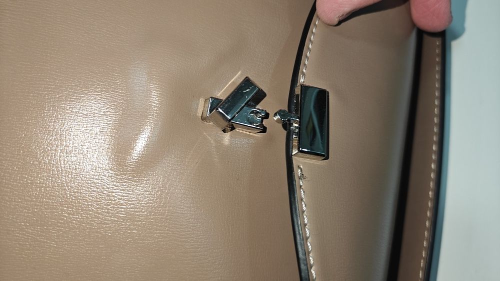 Geantă piele TOTEME  T-Lock made in italy