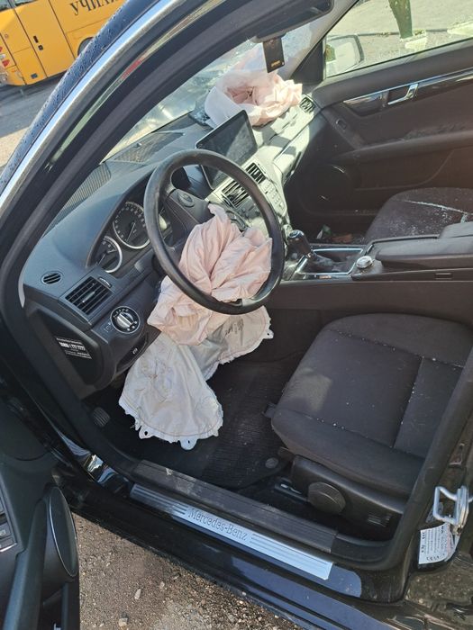 Мерцедес С220 CDI на части !