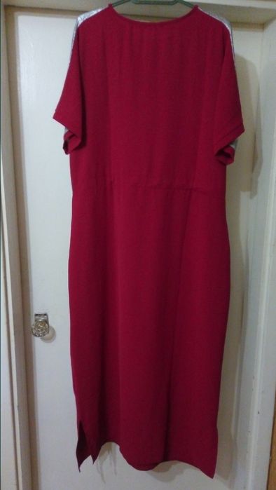 Продам   платья!