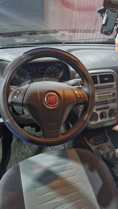 Fiat punto 2010 in 2 usi
