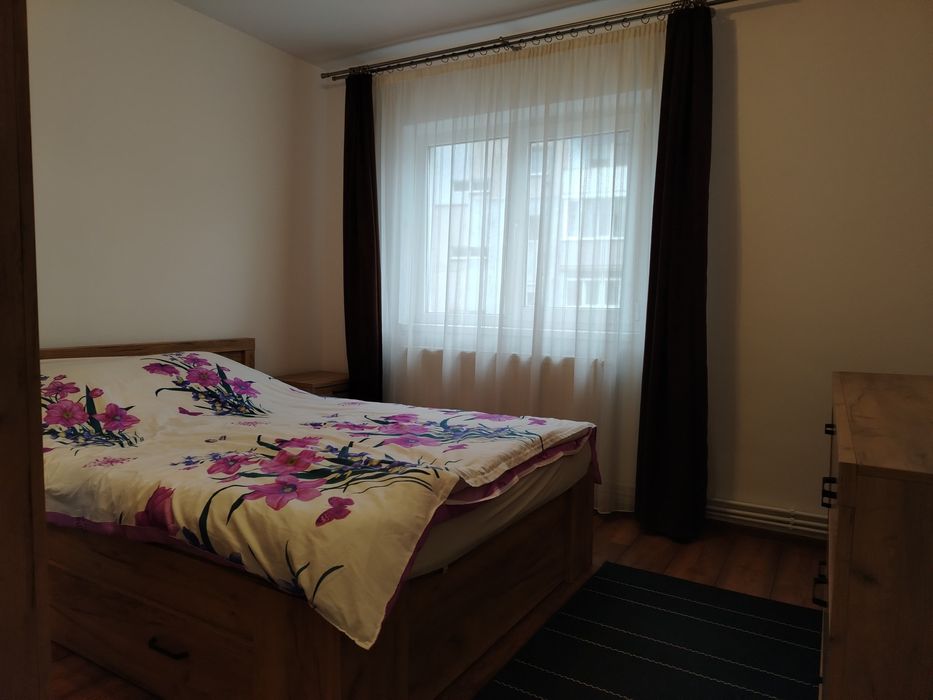 De vânzare apartament cu 2 camere,etaj 1/4,amenajat modern, Vitrometan