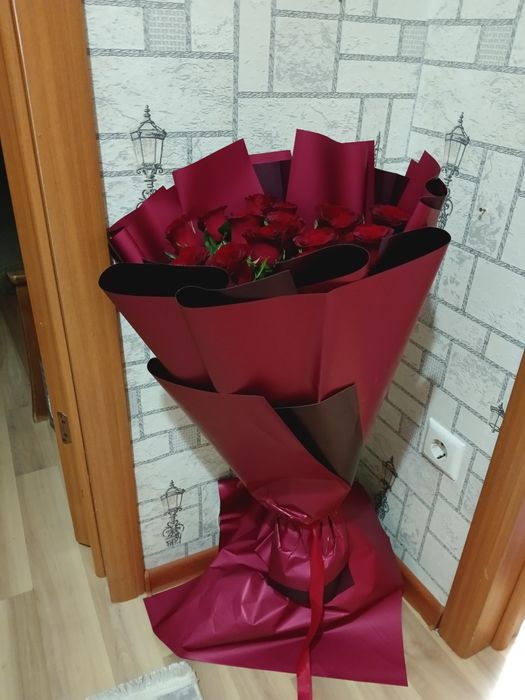 Продам метровые розы