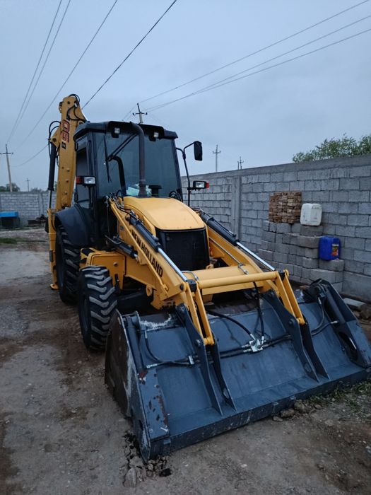 New Holland B90BL