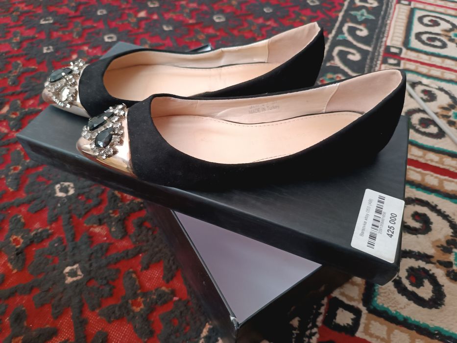 Женский туфли нарядний