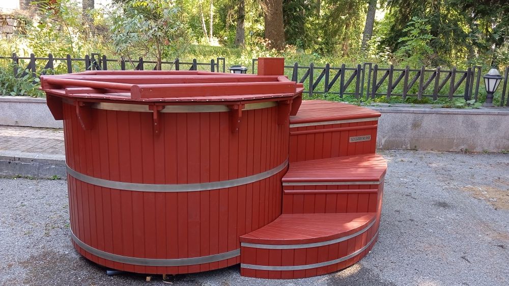 Външно дървено джакузи,градинско. Японска баня.Офуро / Фурако