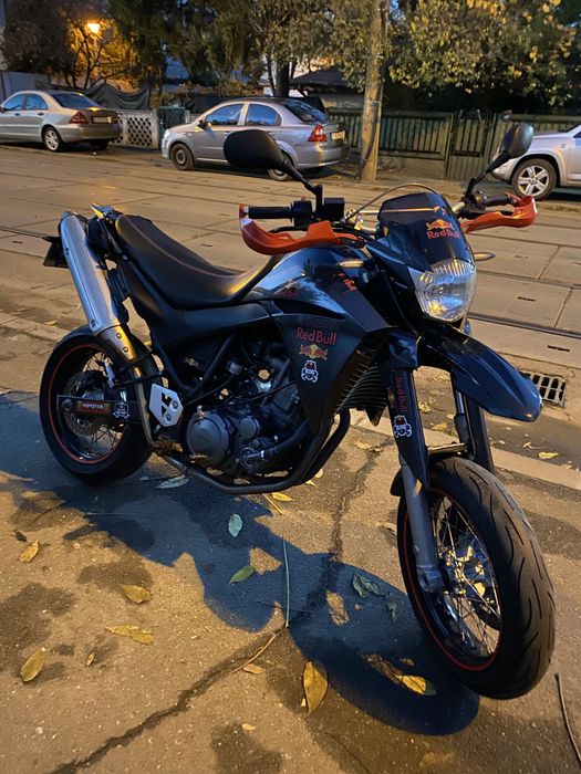 Yamaha XT660X+ top case - A2