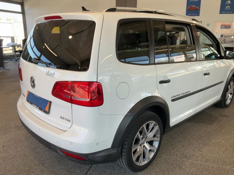 Volkswagen Touran 2.0 TDI CrossTouran 2014