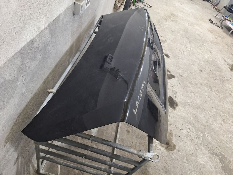 Lasetti jentra bagaj radnoy