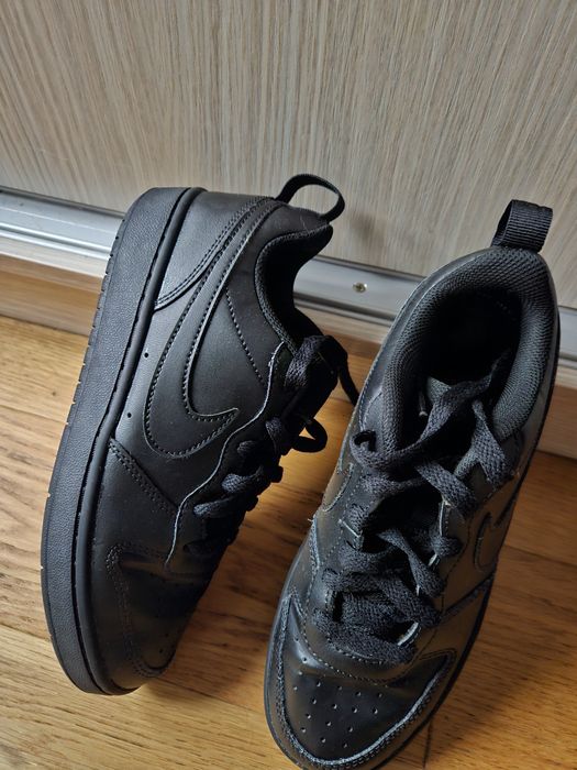 Vând Nike Air Force 1 Mid 37.5 , Nike Court Vision