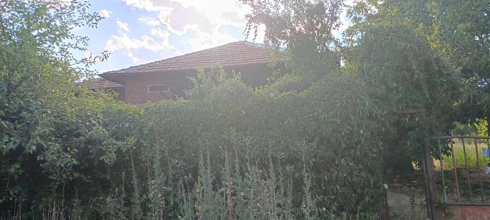 Продава се Къща в Чирпан - 1650 кв.м за 8 €/кв.м - Снимка #4