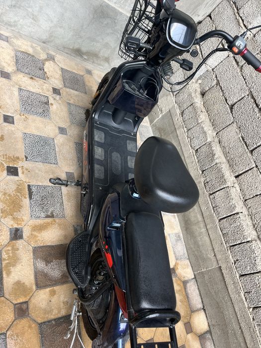 Bonvi elektroskuter