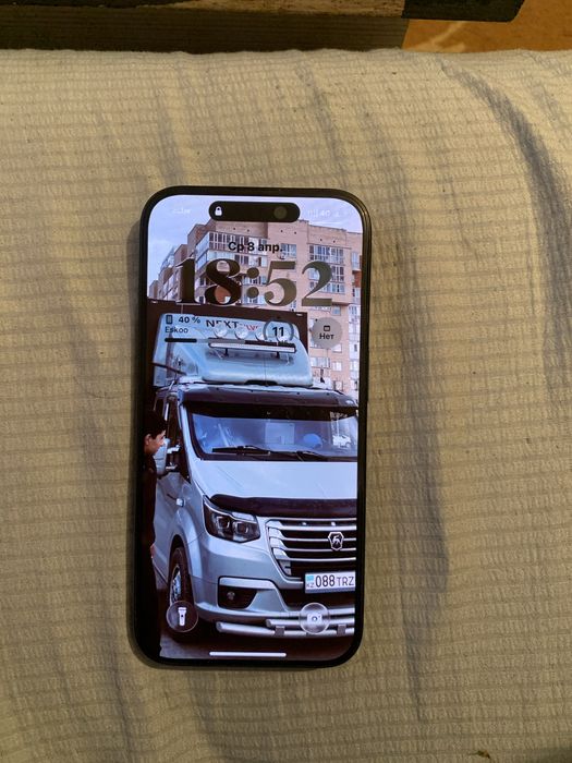 В продаже Айфон 15 про
