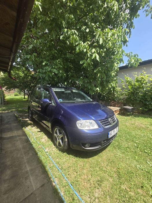 VOLKSWAGEN Touran 2005 — imagine 3