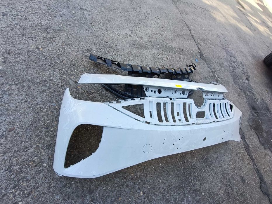 Предна броня VOLKSWAGEN VW ID4   2021-22