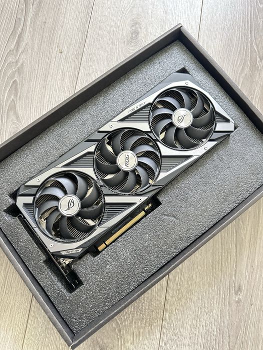 Placa video 12GB | Gaming smooth | stare excelentă
