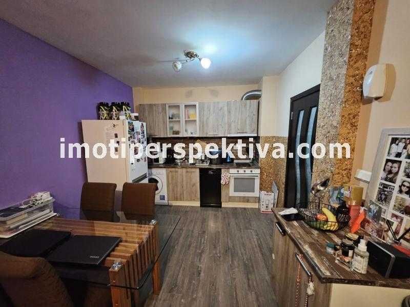 Продава се Двустаен апартамент в Пловдив, Тракия - 60 кв.м за 1119 €/кв.м - Снимка #1