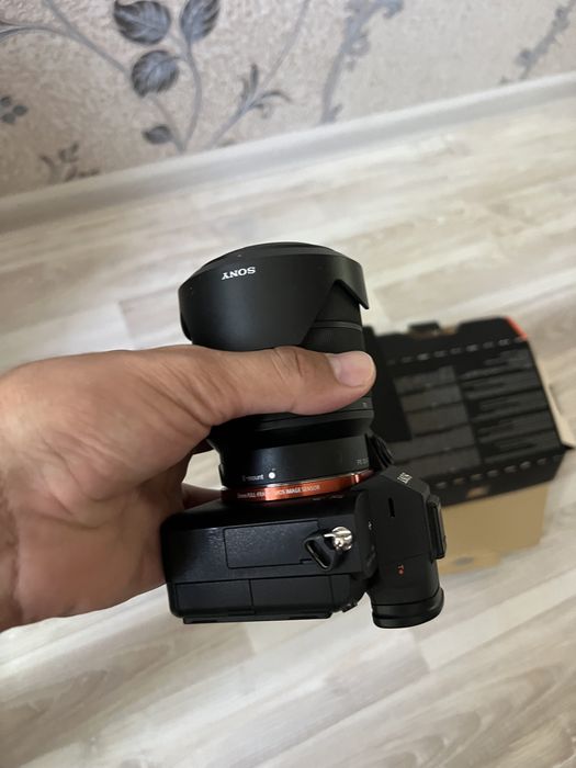Sony A 7 3 obektiv