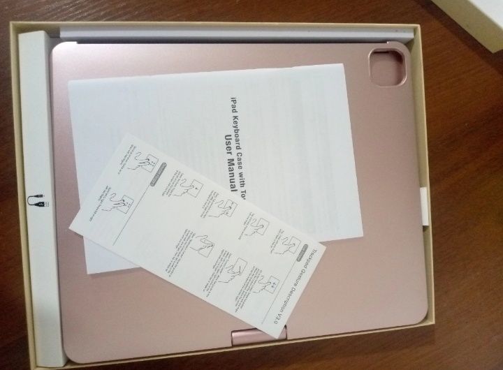 iPad pro uchun klaviatira qobiq  33.02 cm-(m4, 2024)