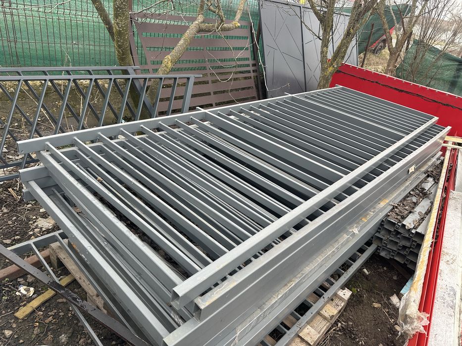 Balustrade metalice zincate si vopsite electrostatic pe stoc 300lei/ml