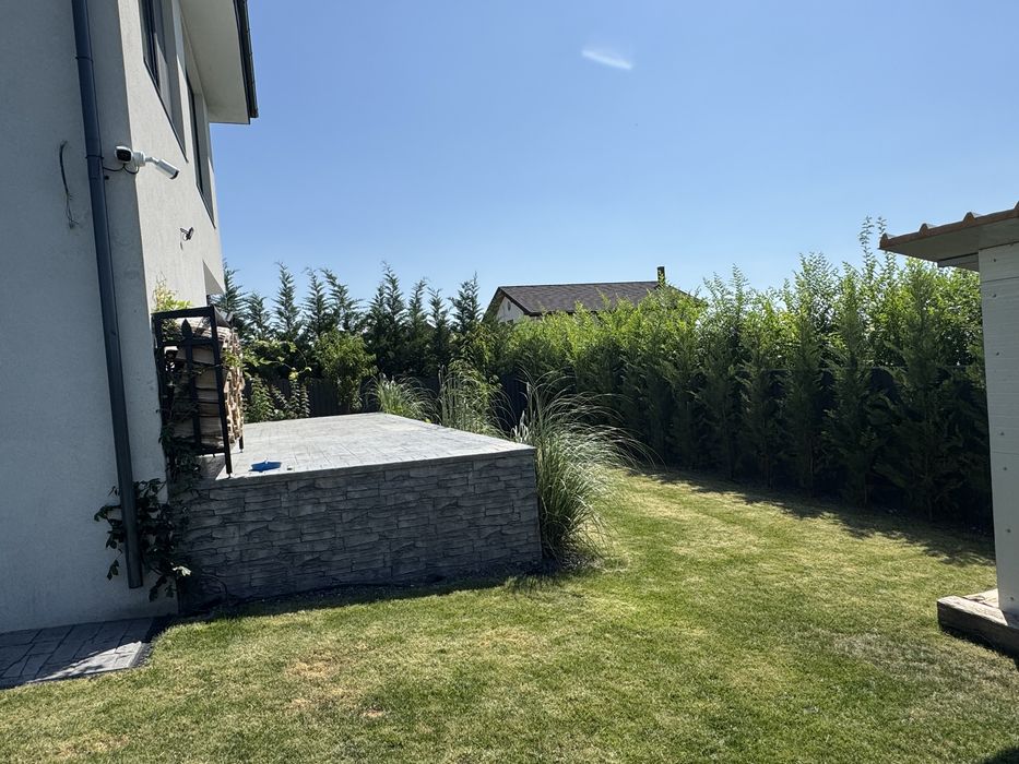 Vand casa Visani str Arghezi prețul este cu tot cu tva!!!