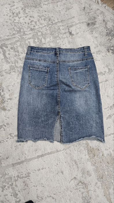 Юбки разные срочно