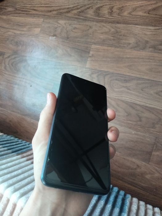 Срочно Redmi Not 9 s