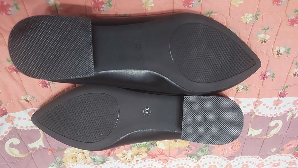 Обувь 39го и 40го размера.