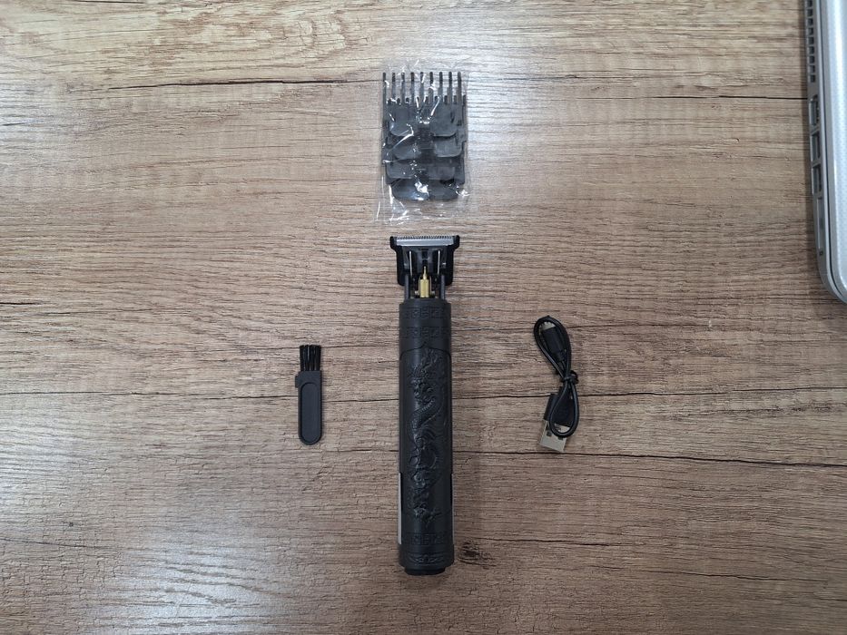 Триммер для бороды и волос Новый