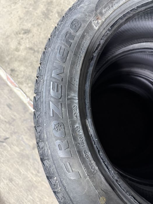 235/55/19 продам