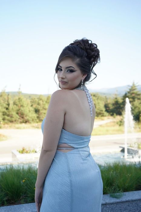 Бутикова рокля, носена за фотосесия. Няма забележки